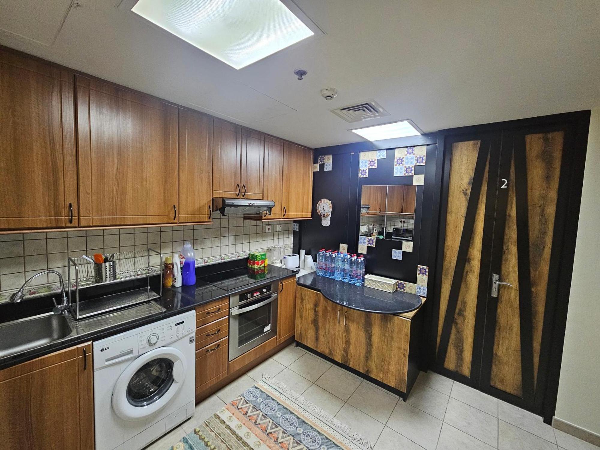 Super Host At Highest Residential Tower In The World, Private Rooms In A Shared Apartment Dubai Dış mekan fotoğraf