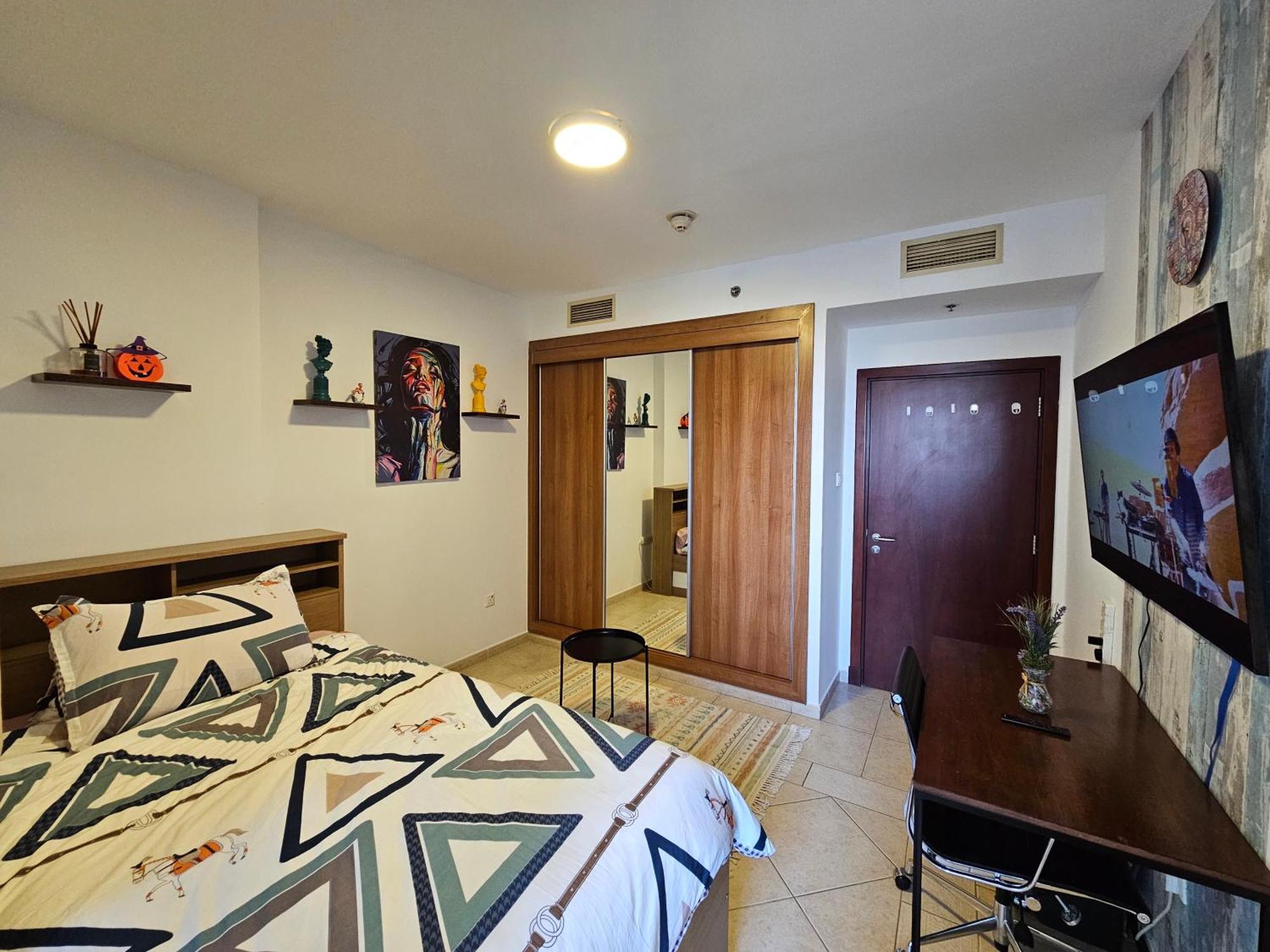 Super Host At Highest Residential Tower In The World, Private Rooms In A Shared Apartment Dubai Oda fotoğraf
